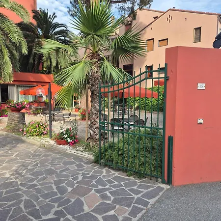 Palme Closetogigante Junior * Monterosso al Mare