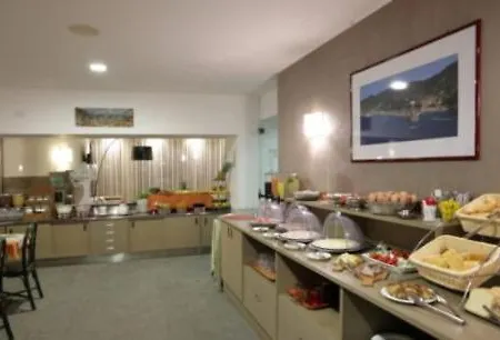 Apartment Palme Closetogigante Junior